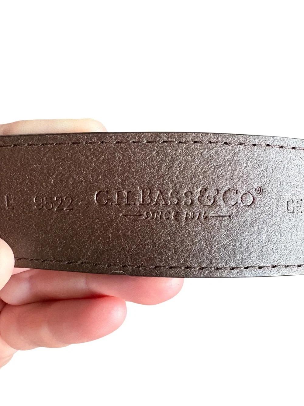 G.H. Bass & Co. Genuine Brown Leather Belt Size Small Solid Brass Buckle